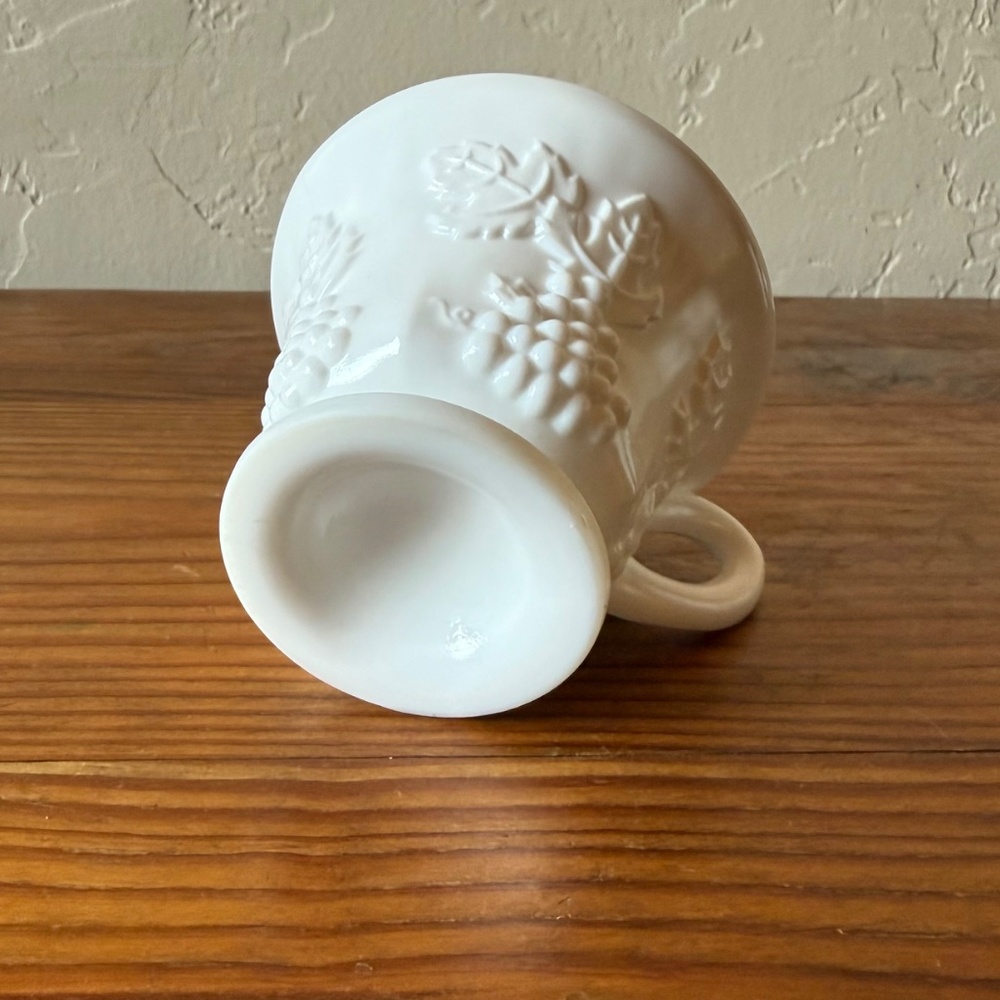 Vintage Indiana Glass Milk Glass Punch Cup – Grape and Leaf Pattern - Picture 6 of 12